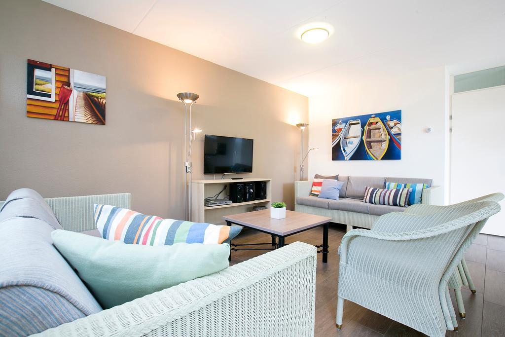 Roompot Buitenhof Домбург Номер фото